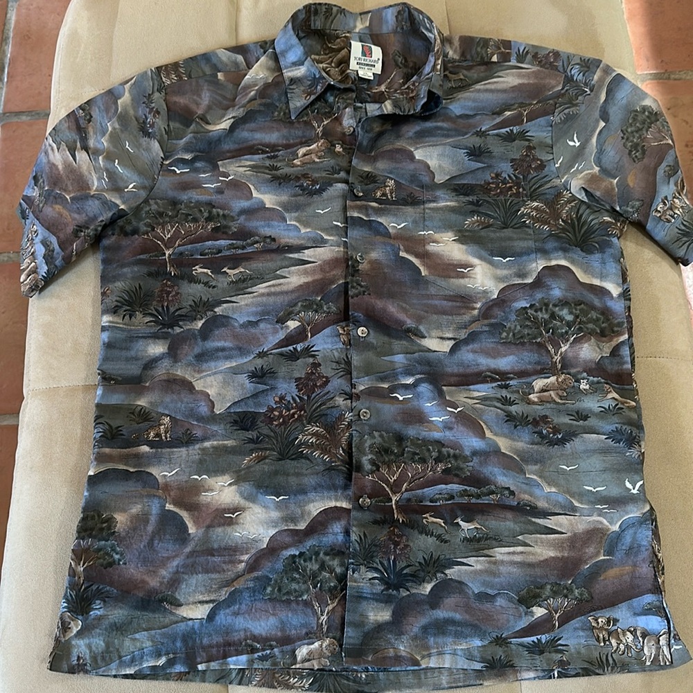 Tori Richard‎ Hawaiian Shirt Elephant Animal scene lightweight cotton lawn